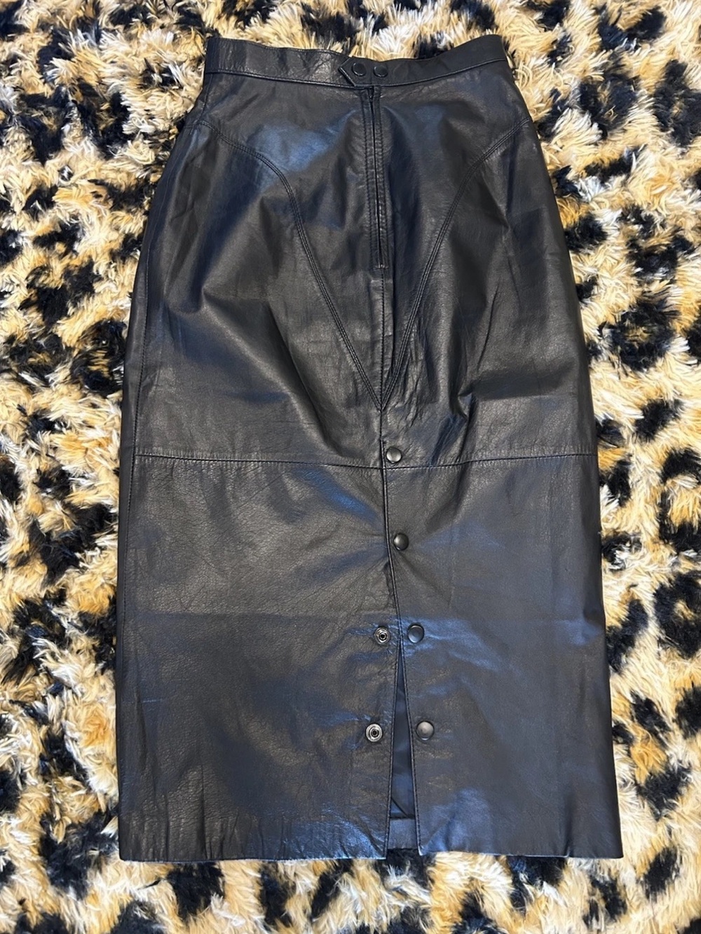 VTG Wilsons Leather Black Leather Midi Length Pencil Skirt Y2K Minimalist Size 6